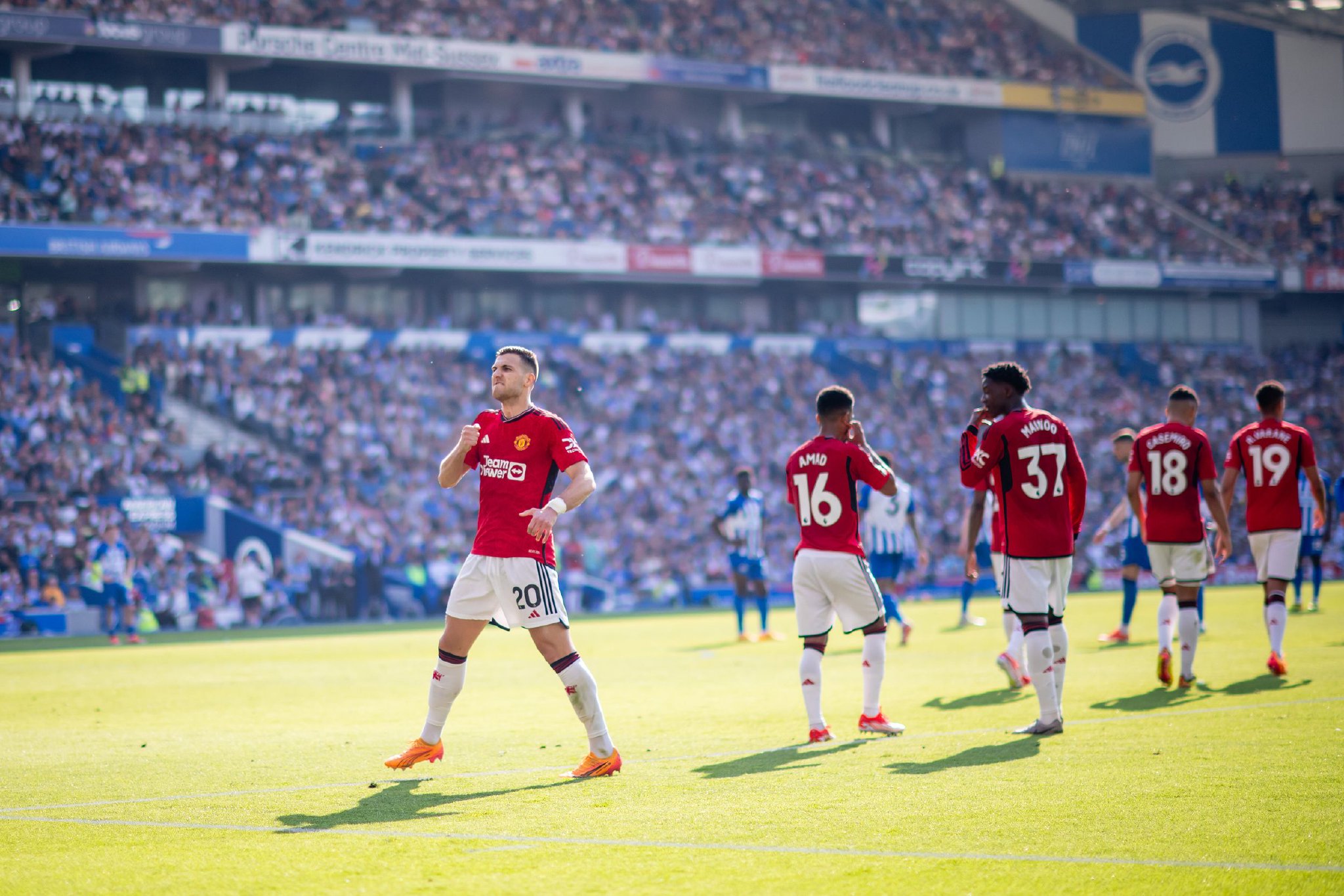 俱樂部的整 俱樂部的整